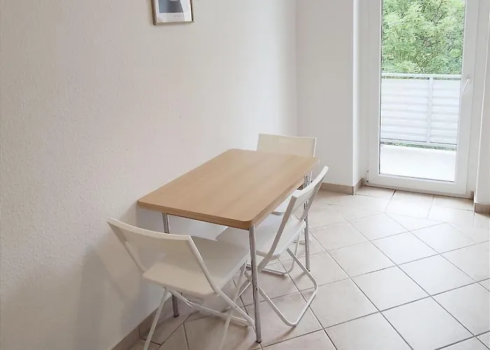 Saubere Mit Balkon * Merseburg